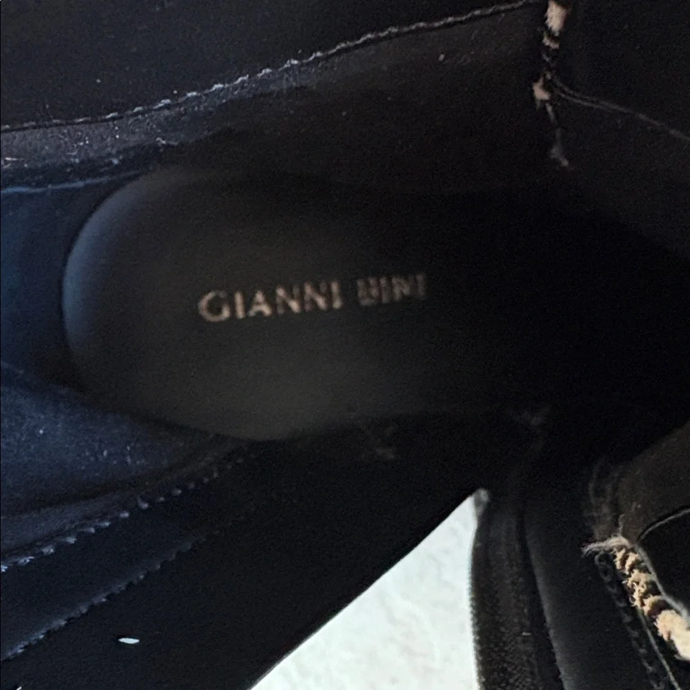 Gianni Bini sz 9 leather chunky lace up boots